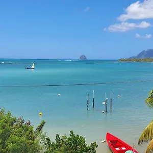 Appartement T2 Les Pieds Dans L'eau Face à La Des Caraïbes Luce - Trois Rivières, Sainte-Luce